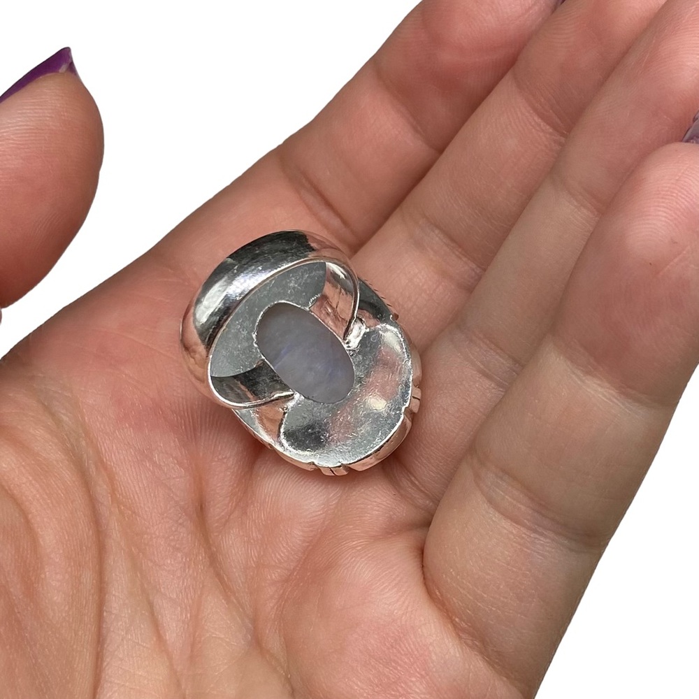 Rainbow Moonstone Gemstone Ring. - Picture 7 of 8